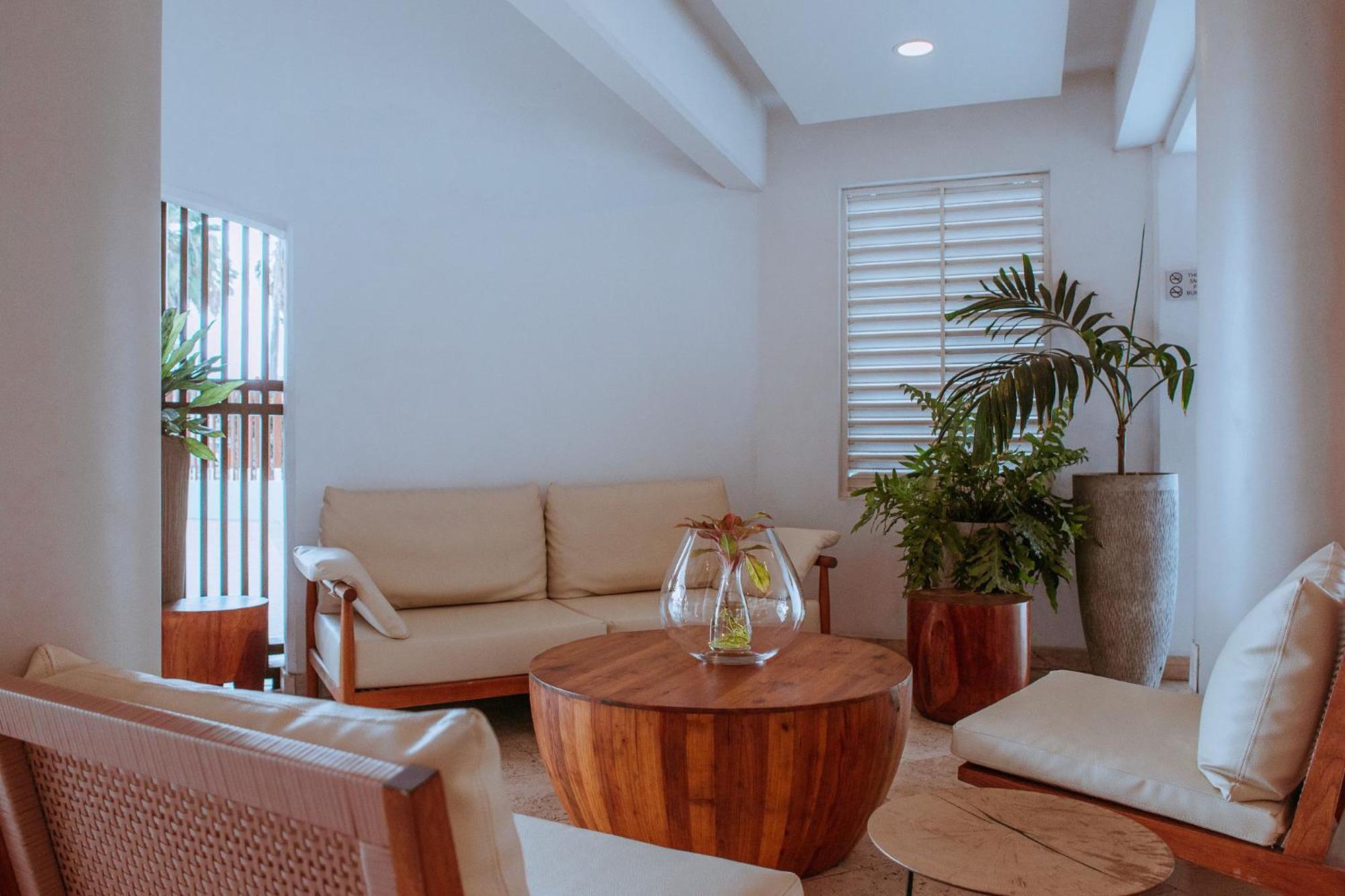 The Mill Resort And Suites Palm Beach Esterno foto